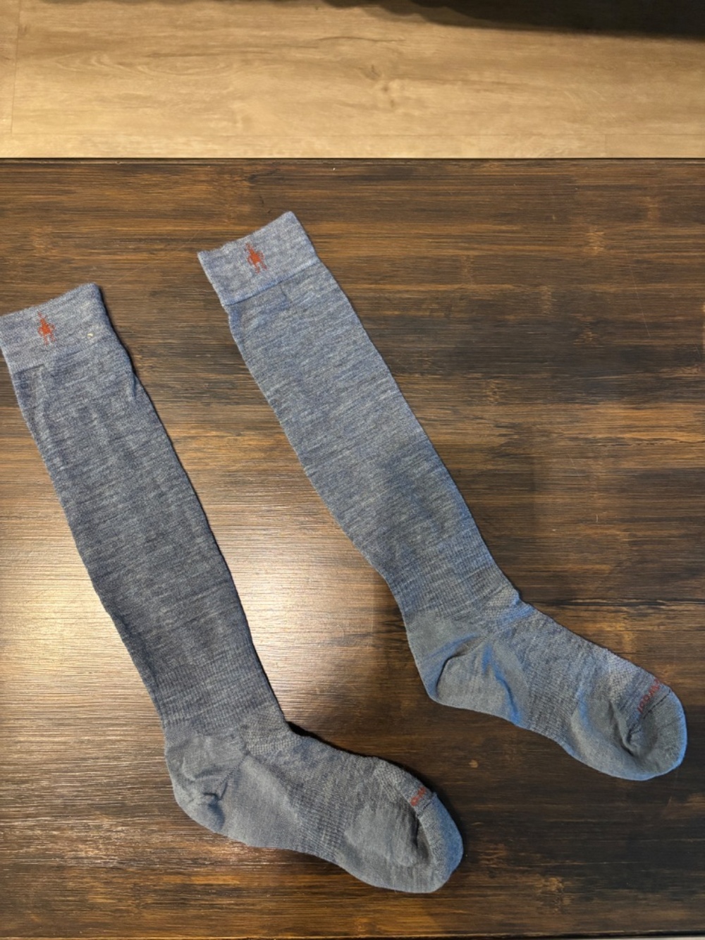 Women’s Lightweight Smartwool Socks - Picture 2 of 2